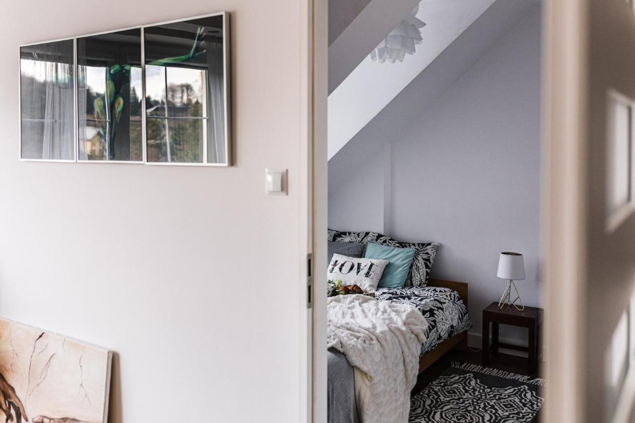 Apartament Dobre Miejsce Ustrzyki Dolne Bagian luar foto
