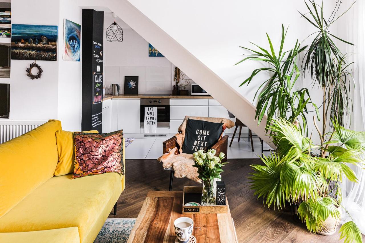 Apartament Dobre Miejsce Ustrzyki Dolne Bagian luar foto