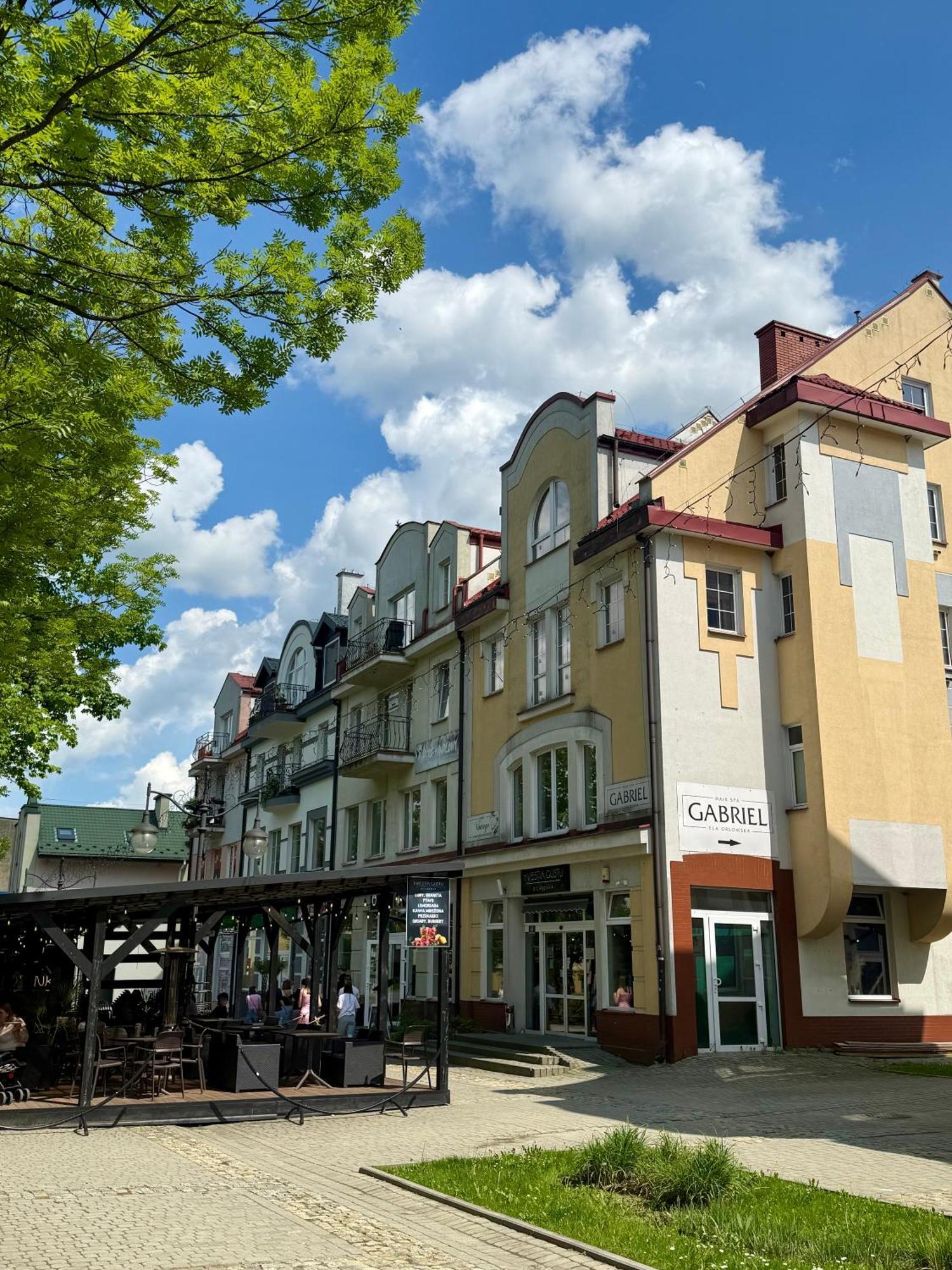 Apartament Dobre Miejsce Ustrzyki Dolne Bagian luar foto